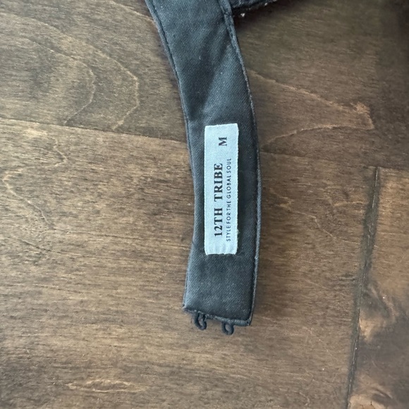 12th Tribe Black Strap Detail - Picture 4 of 8